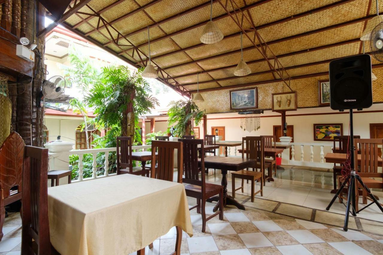 Oyo 621 De Loro Inn Puerto Princesa Bagian luar foto
